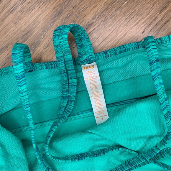 Lucy Strappy Workout Top, M - Picture 3 of 3